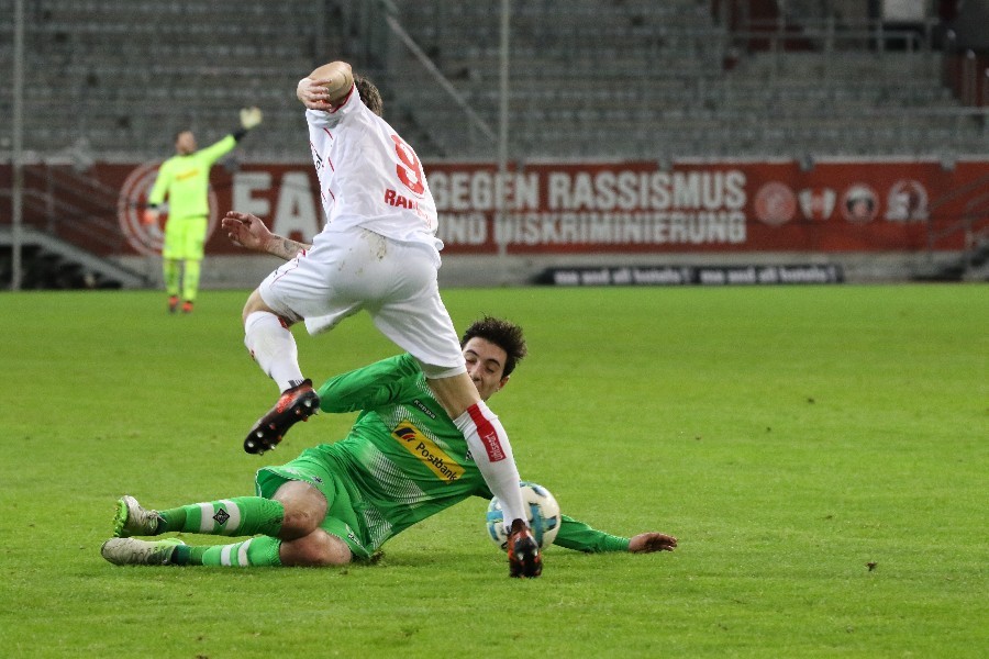 Fortuna Düsseldorf- Borussia Mönchengladbach (2017/18)_6