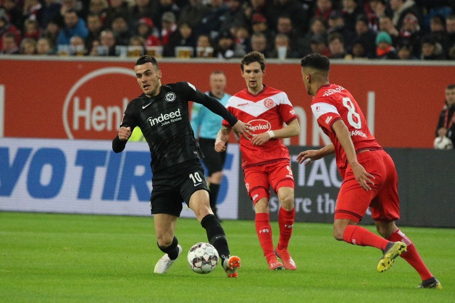 Fortuna Düsseldorf- Eintracht Frankfurt (2018/19)_14