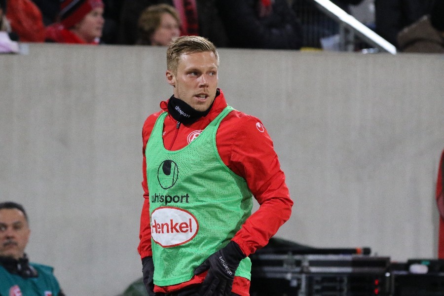 Fortuna Düsseldorf- Eintracht Frankfurt (2018/19)_16