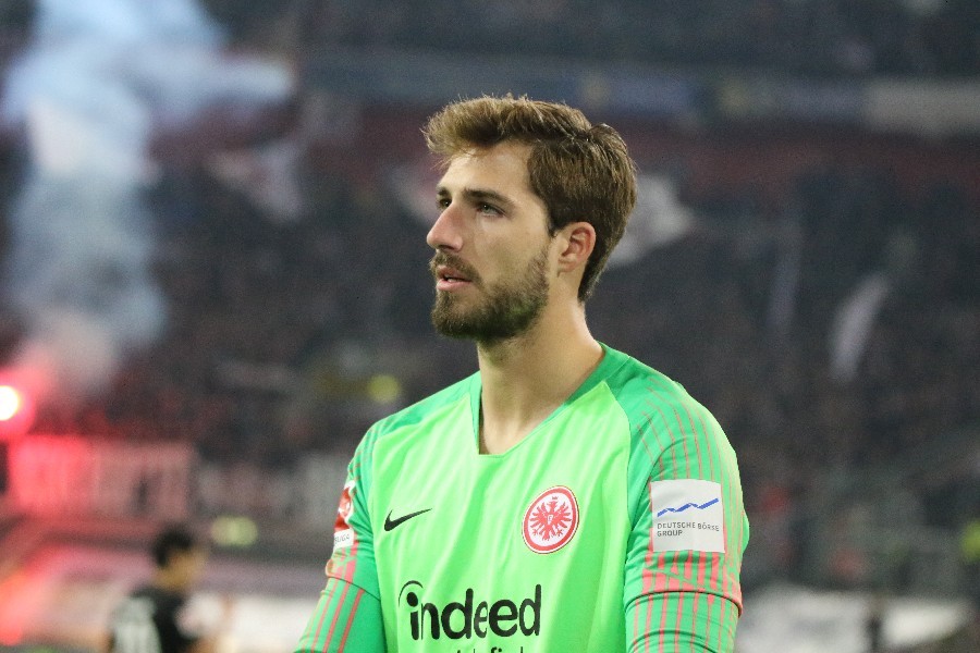 Fortuna Düsseldorf- Eintracht Frankfurt (2018/19)_35