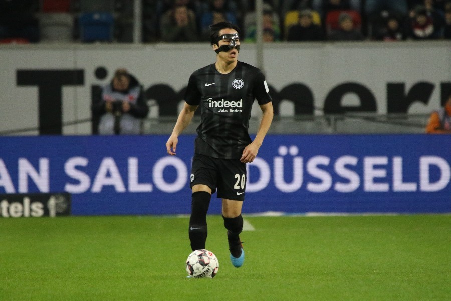 Fortuna Düsseldorf- Eintracht Frankfurt (2018/19)_9