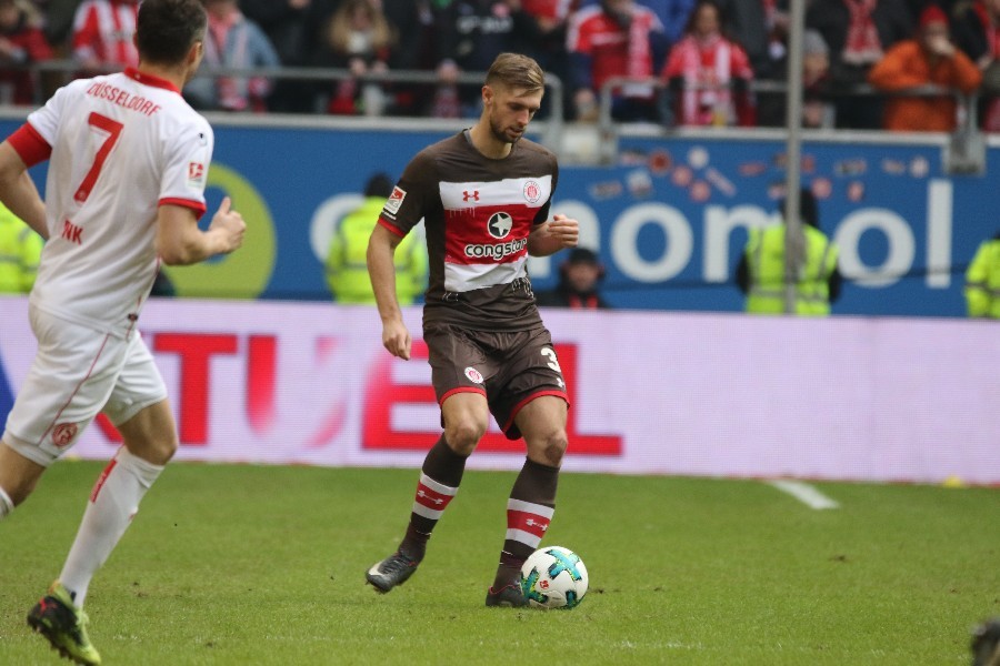 Fortuna Düsseldorf- FC St. Pauli (2017/18)_23