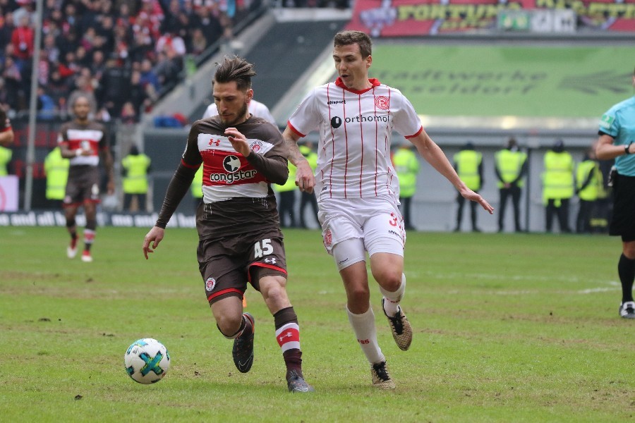 Fortuna Düsseldorf- FC St. Pauli (2017/18)_31