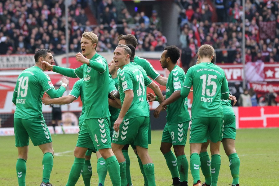 Fortuna Düsseldorf- SpVgg Greuther Fürth (2017/18)_13