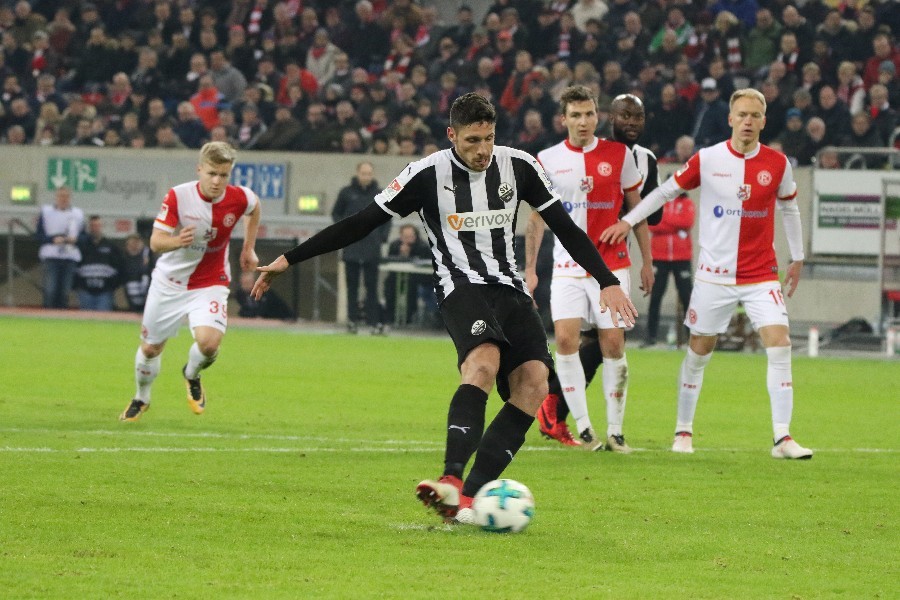 Fortuna Düsseldorf-  SV Sandhausen (2017/18)_10