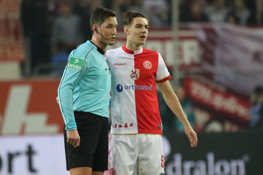 Fortuna Düsseldorf-  SV Sandhausen (2017/18)_36