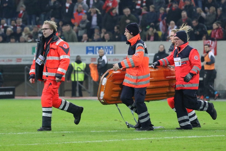 Fortuna Düsseldorf-  SV Sandhausen (2017/18)_39