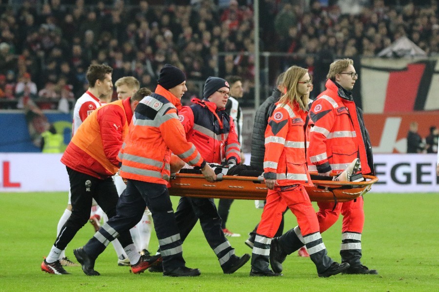 Fortuna Düsseldorf-  SV Sandhausen (2017/18)_40