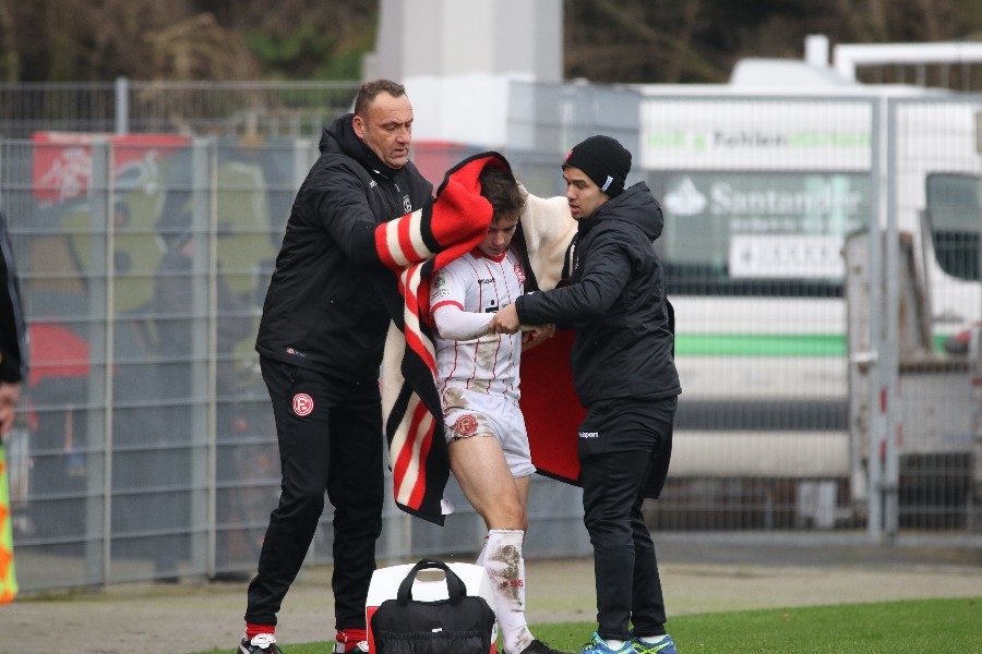 Fortuna Düsseldorf U19- Borussia Mönchengladbach U19 (2017/18)_13