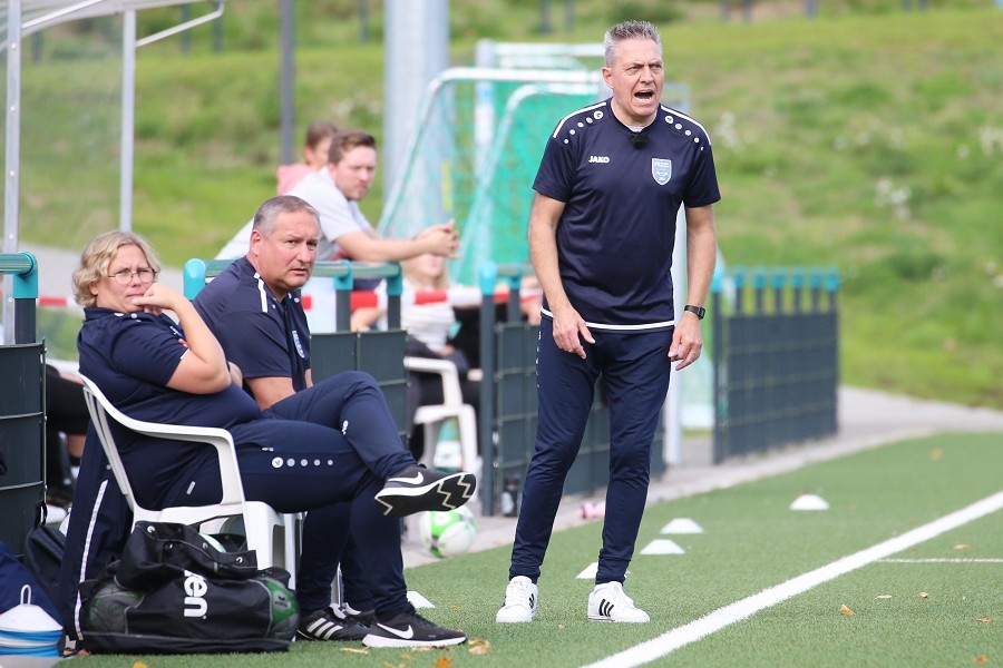 FV Mönchengladbach vs. Borussia Mönchengladbach (2022/23)_34