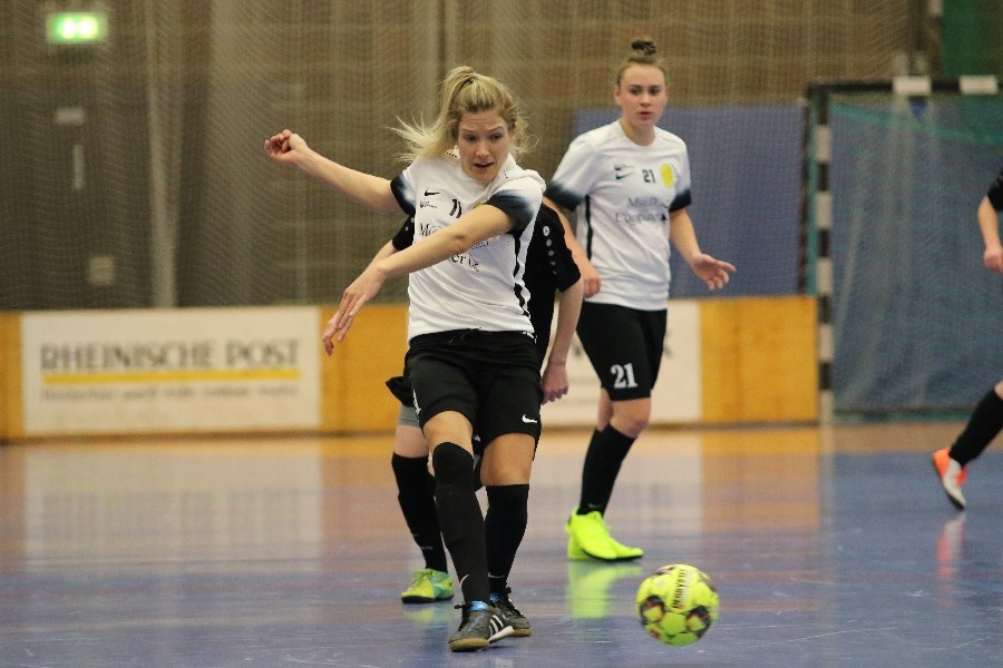 Hallenstadtmeisterschaft Mönchengladbach Frauen (2018/19)_19