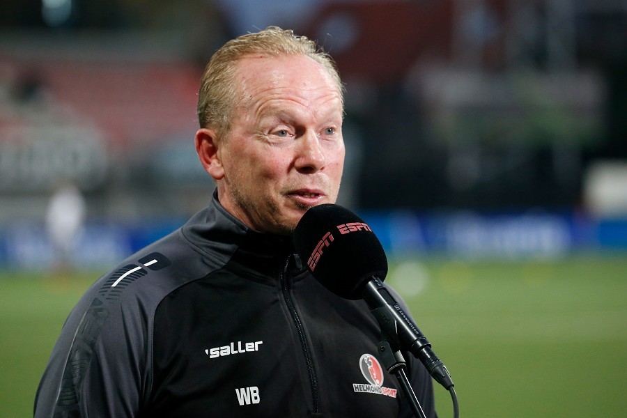 Helmond Sport vs. FC Emmen (2021/22)_8