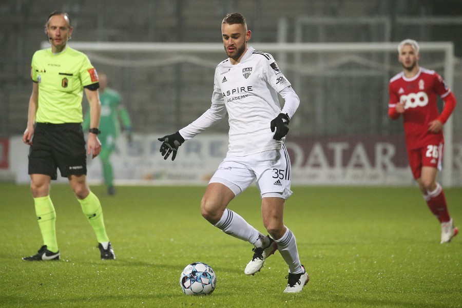 KAS Eupen vs. Standard Lüttich (2021/22)_10
