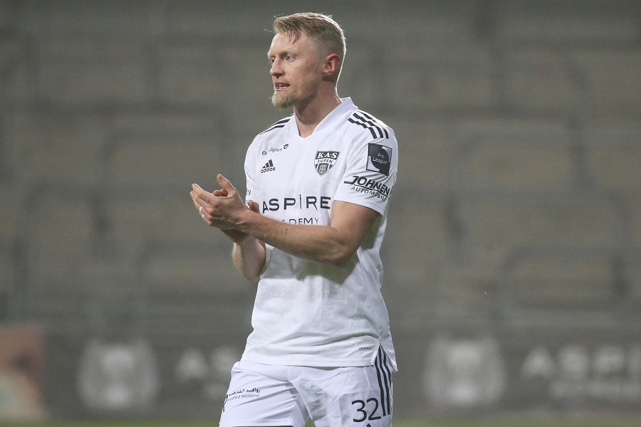 KAS Eupen vs. Standard Lüttich (2021/22)_13