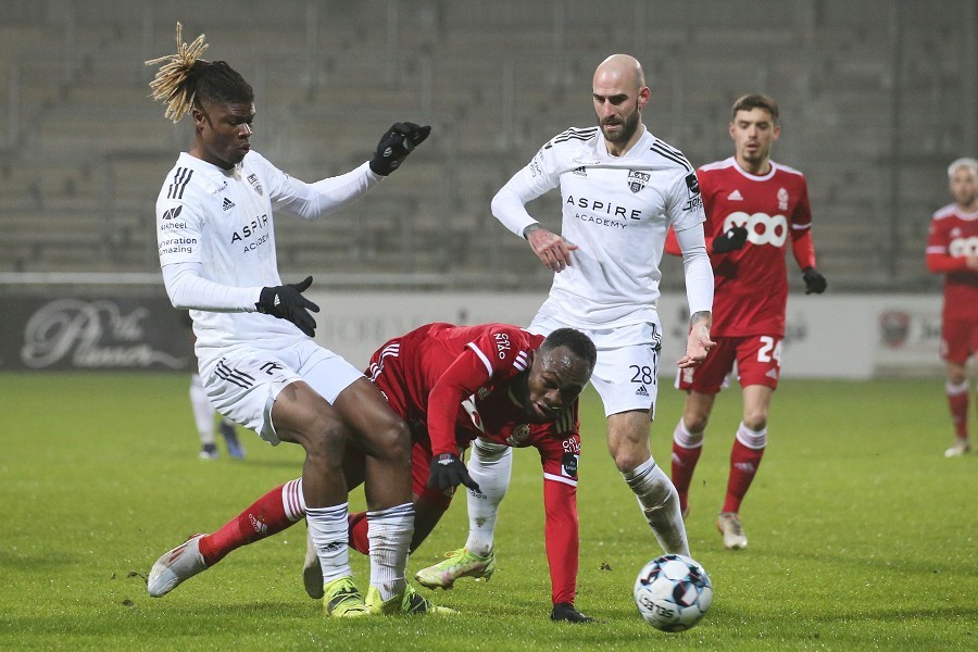 KAS Eupen vs. Standard Lüttich (2021/22)_22