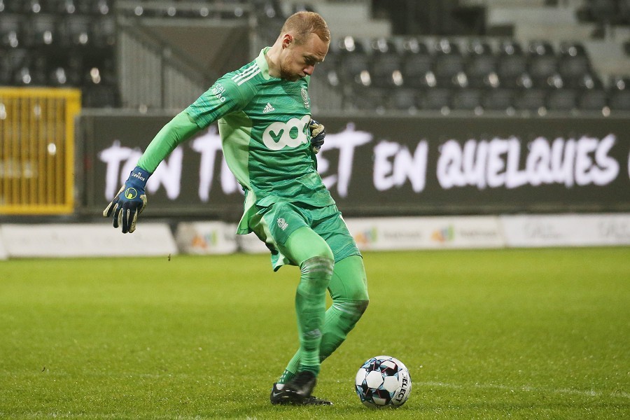 KAS Eupen vs. Standard Lüttich (2021/22)_29
