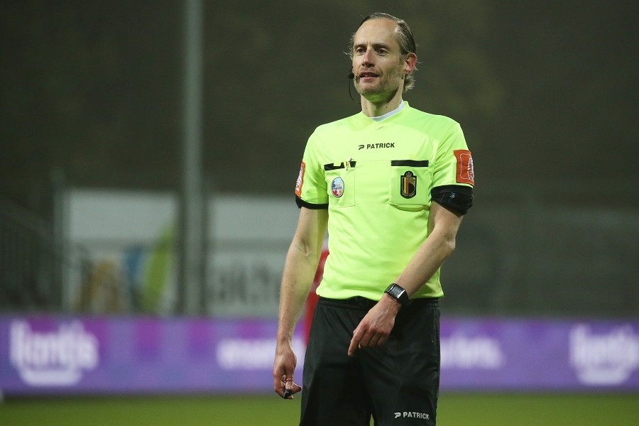 KAS Eupen vs. Standard Lüttich (2021/22)_48