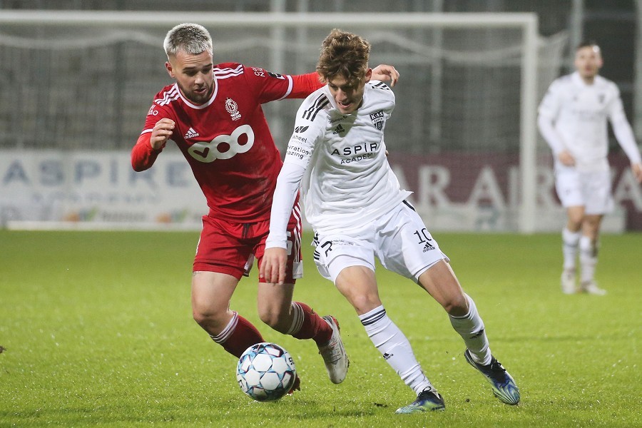 KAS Eupen vs. Standard Lüttich (2021/22)_56