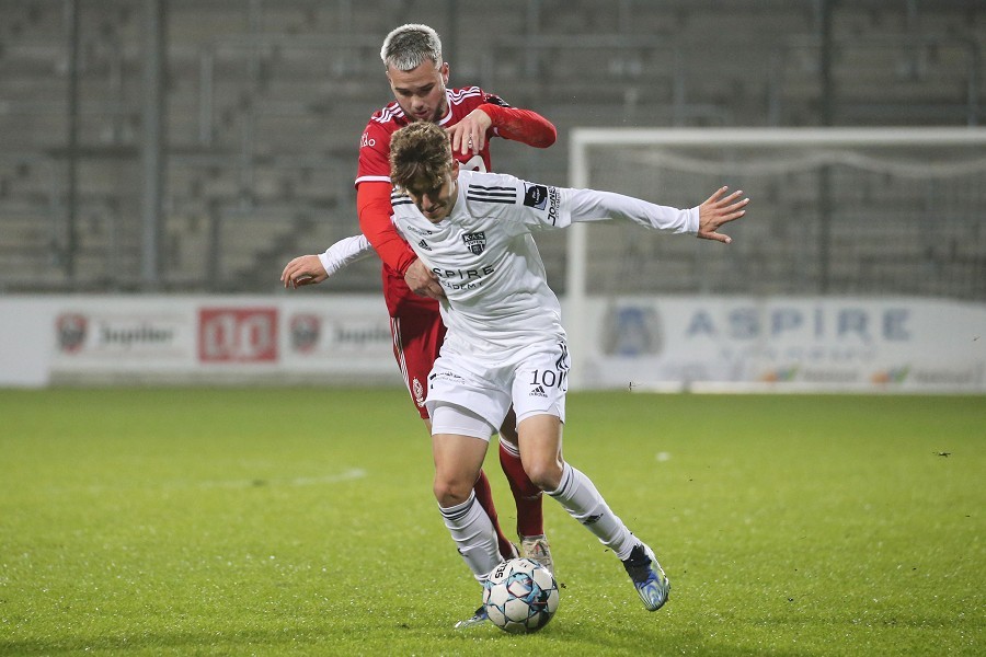 KAS Eupen vs. Standard Lüttich (2021/22)_57