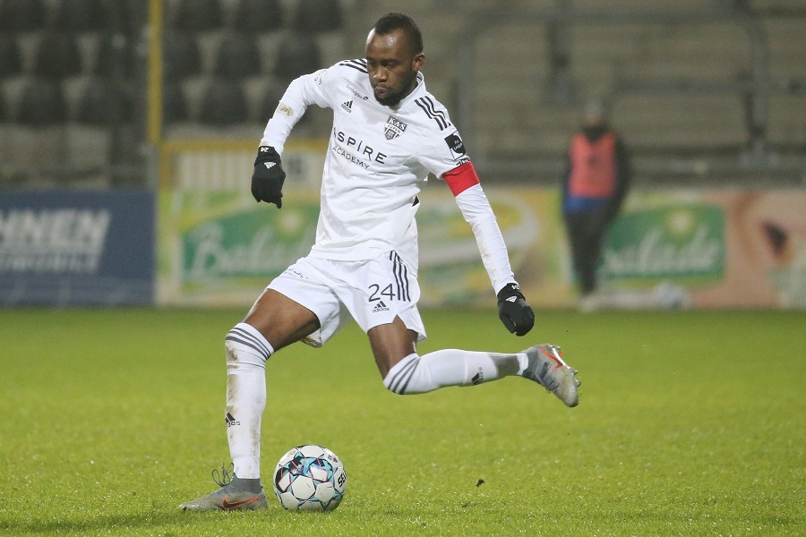 KAS Eupen vs. Standard Lüttich (2021/22)_59