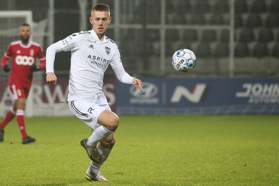 KAS Eupen vs. Standard Lüttich (2021/22)_60