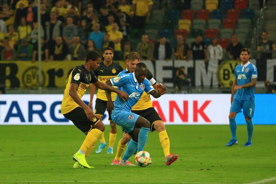 KFC Uerdingen- Borussia Dortmund (2019/20)_18