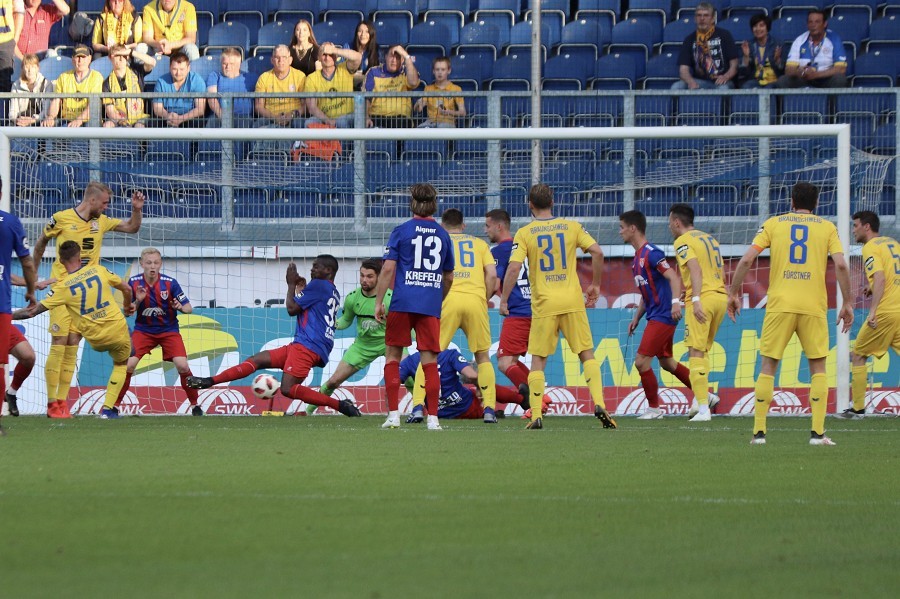 KFC Uerdingen- Eintracht Braunschweig (2018/19)_23