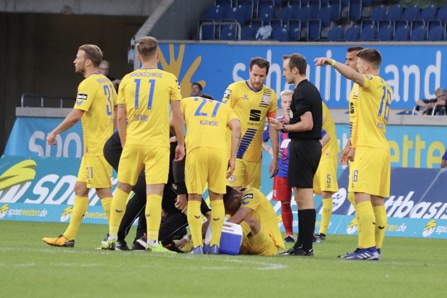 KFC Uerdingen- Eintracht Braunschweig (2018/19)_38