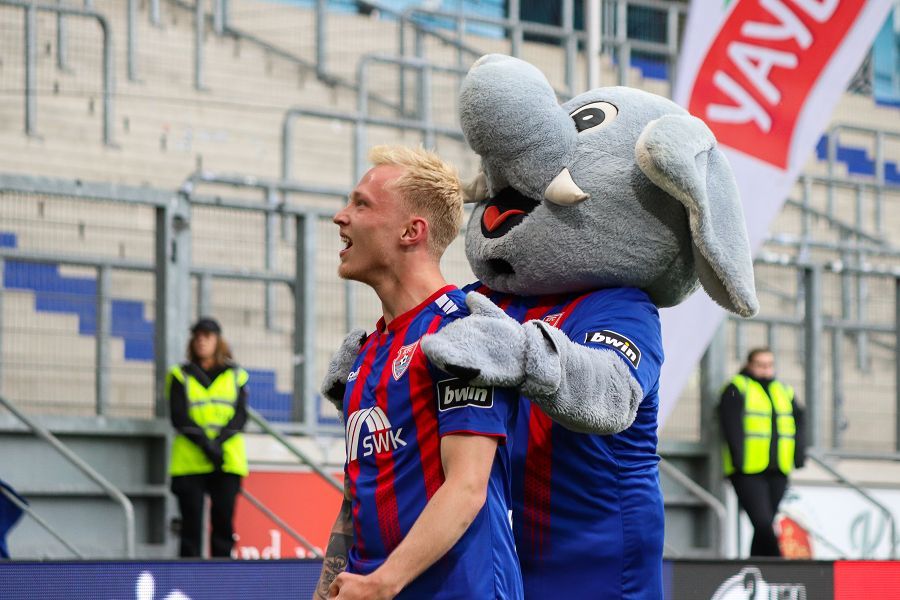 KFC Uerdingen- Energie Cottbus (2018/19)_28