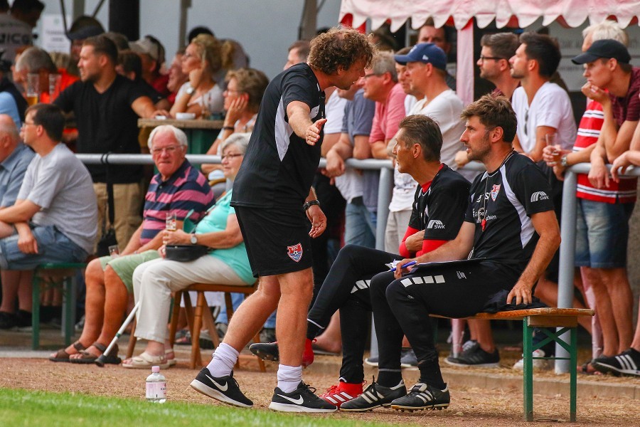 KFC Uerdingen- FC Eindhoven (2018/19)_8