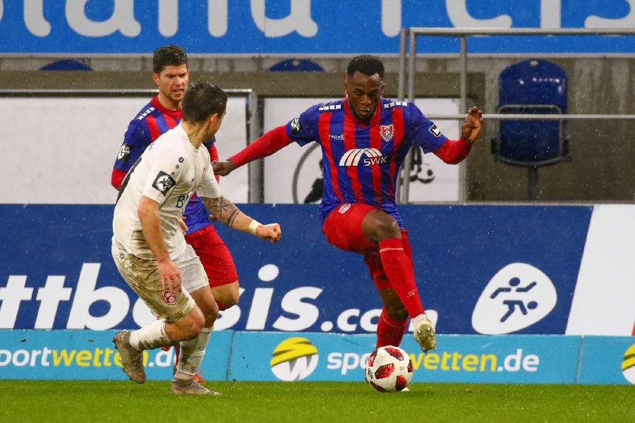 KFC Uerdingen- FC Würzburger Kickers (2018/19)_39