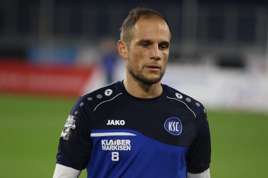 KFC Uerdingen- Karlsruher SC (2018/19)_14