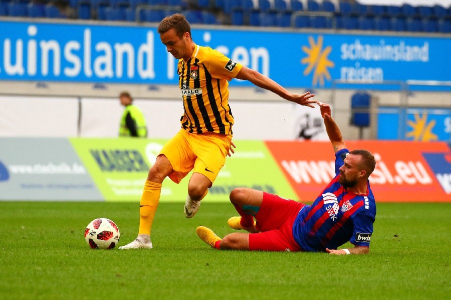 KFC Uerdingen- SG Sonnenhof Großaspach (2018/19)_19