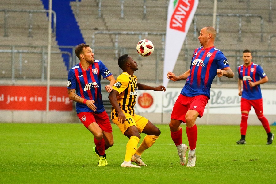 KFC Uerdingen- SG Sonnenhof Großaspach (2018/19)_23