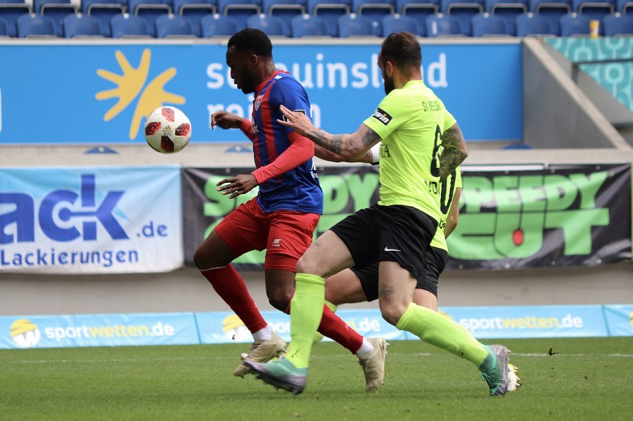 KFC Uerdingen- SV Wehen Wiesbaden (2018/19)_20