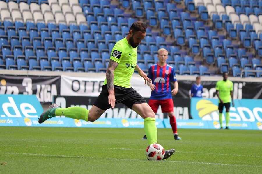 KFC Uerdingen- SV Wehen Wiesbaden (2018/19)_31
