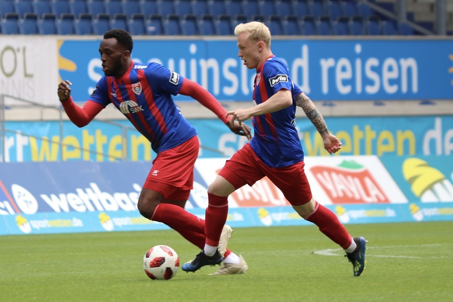 KFC Uerdingen- SV Wehen Wiesbaden (2018/19)_9