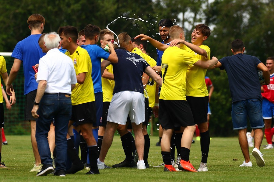 KFC Uerdingen U19- 1. FC Kleve U19 (2019/20)_54