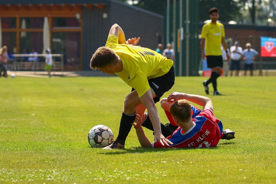 KFC Uerdingen U19- 1. FC Kleve U19 (2019/20)_6