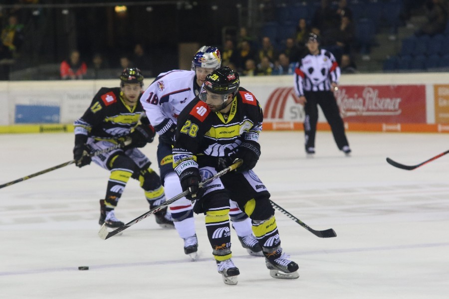 Krefeld Pinguine- Red Bull München (2018/19)_11