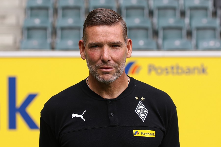 Mannschaftsfoto Borussia Mönchengladbach (2019/20)_10