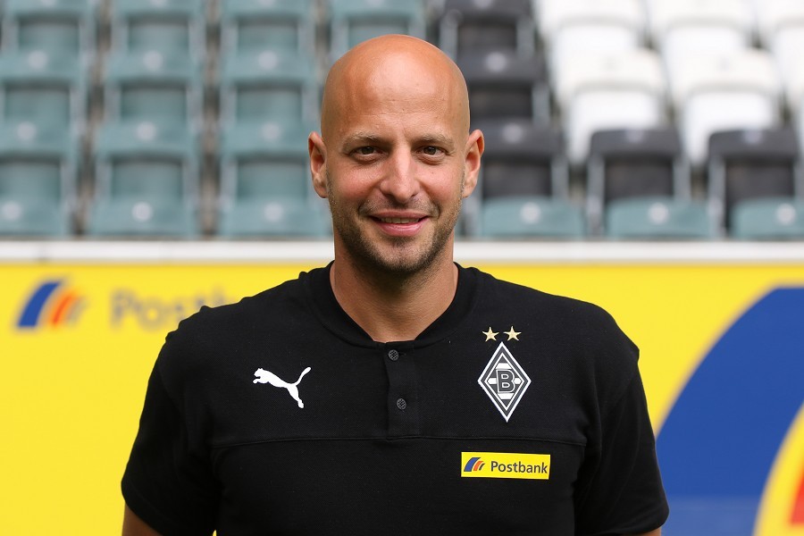 Mannschaftsfoto Borussia Mönchengladbach (2019/20)_11