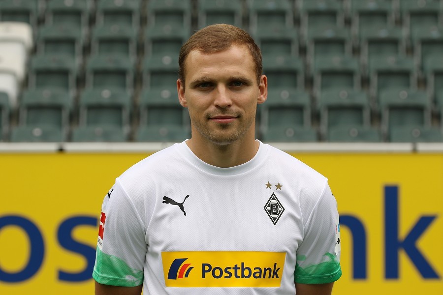 Mannschaftsfoto Borussia Mönchengladbach (2019/20)_30