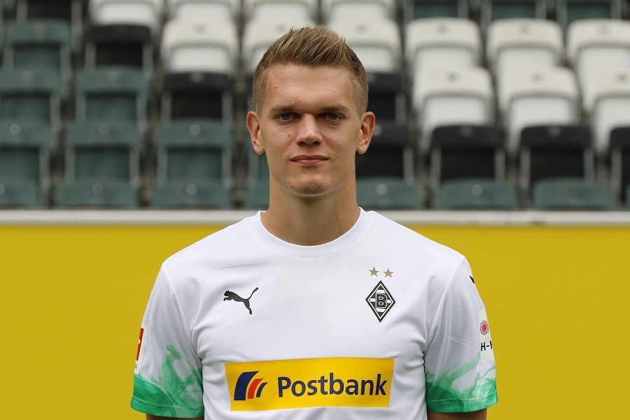Mannschaftsfoto Borussia Mönchengladbach (2019/20)_33