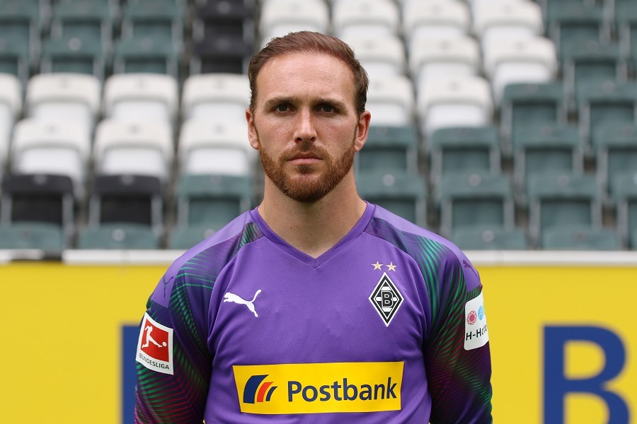 Mannschaftsfoto Borussia Mönchengladbach (2019/20)_35
