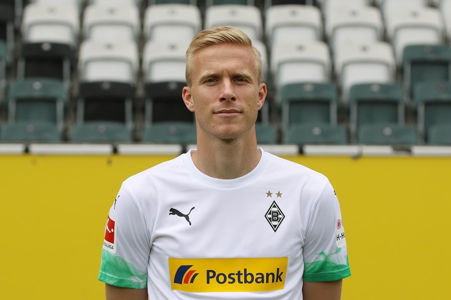 Mannschaftsfoto Borussia Mönchengladbach (2019/20)_37