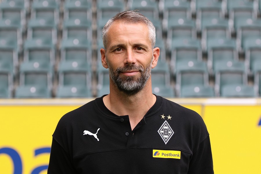 Mannschaftsfoto Borussia Mönchengladbach (2019/20)_3