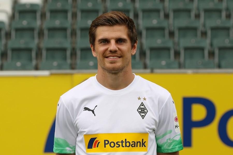 Mannschaftsfoto Borussia Mönchengladbach (2019/20)_40