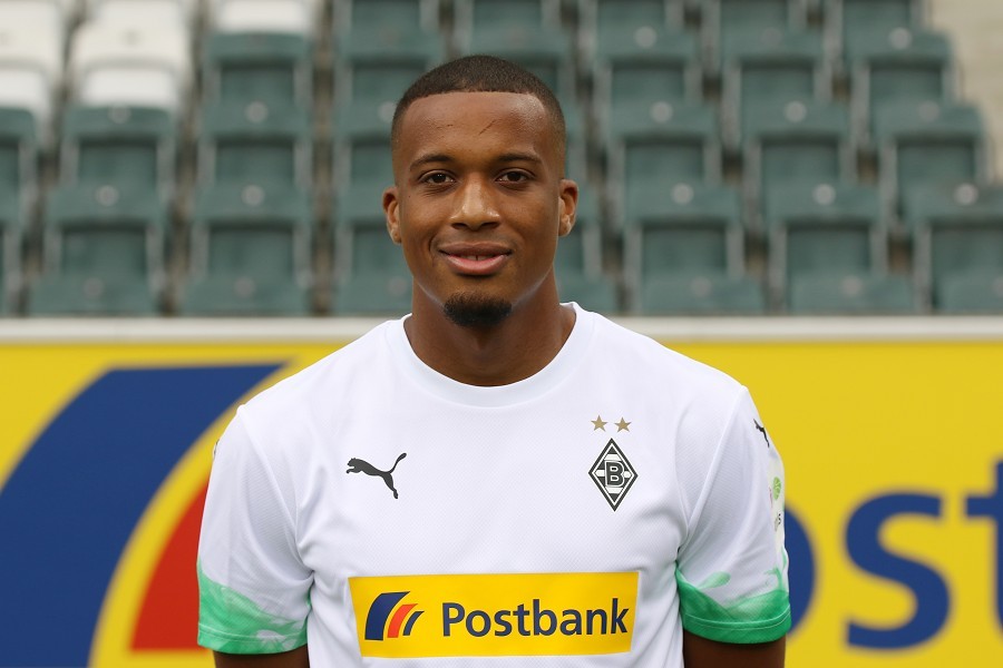 Mannschaftsfoto Borussia Mönchengladbach (2019/20)_43