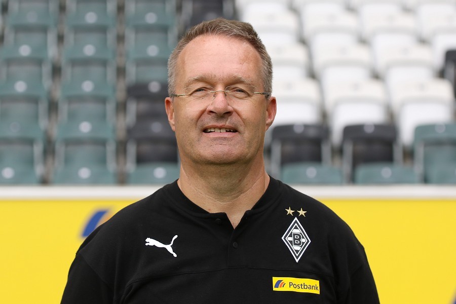 Mannschaftsfoto Borussia Mönchengladbach (2019/20)_50